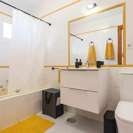 Chalet Kuthana Duplex Copacabana En Primera Linea